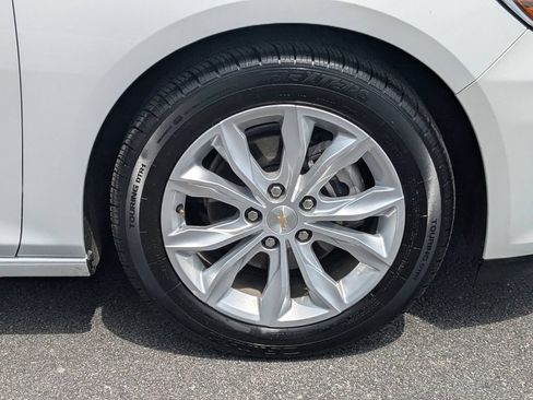 Used 2024 Chevrolet Malibu LT FWD image 12