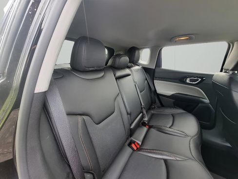 Used 2022 Jeep Compass Limited AWD/4WD image 29