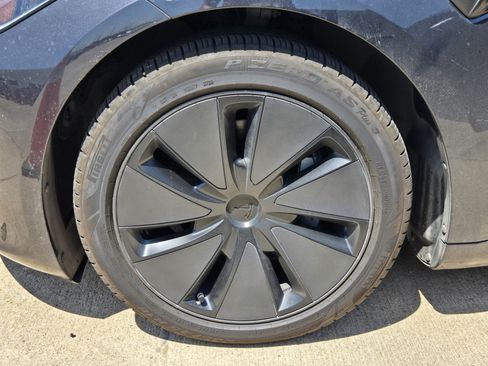 Used 2024 Tesla Model 3 Long Range AWD/4WD image 9