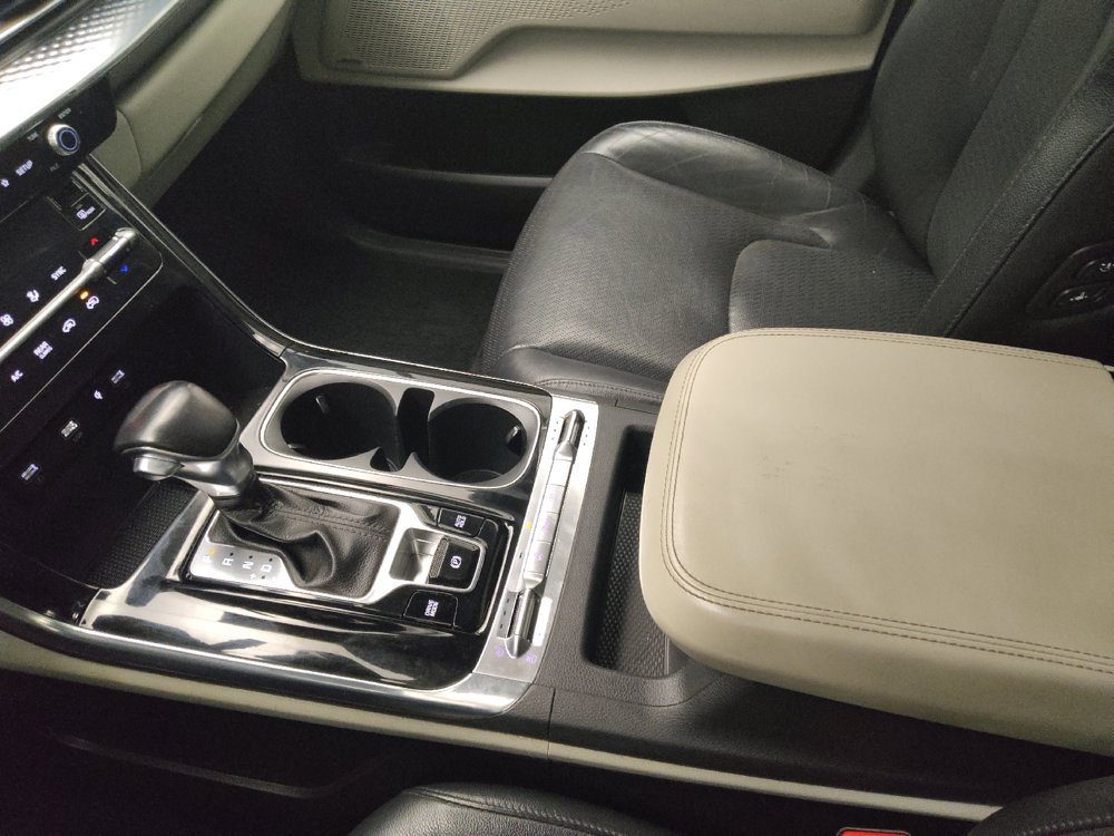 Used 2022 Kia Carnival SX Prestige FWD image 26