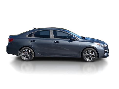 Used 2020 Kia Forte LXS image 9