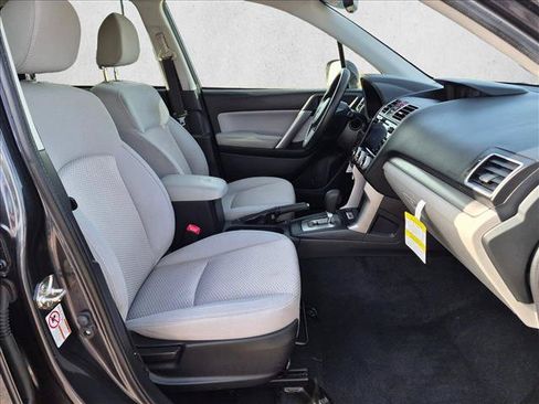 Used 2018 Subaru Forester 2.5i Premium AWD/4WD image 20
