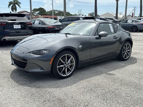 Used 2022 MAZDA MX-5 Miata RF Grand Touring RWD image 9