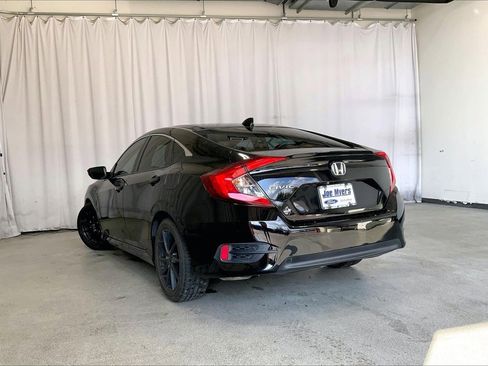Used 2018 Honda Civic EX-T image 5