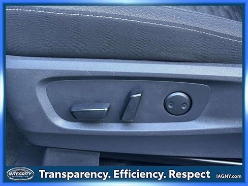 Certified 2024 Nissan Pathfinder SV image 21