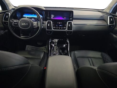 Used 2023 Kia Sorento SX Prestige AWD/4WD image 16