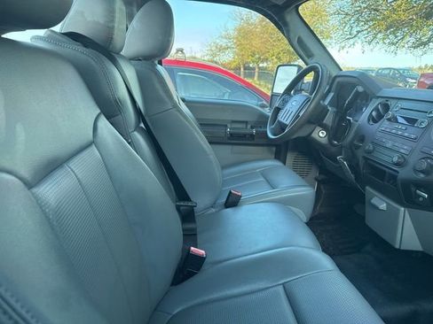 Used 2016 Ford F250 XL w/ Power Equipment Group image 9