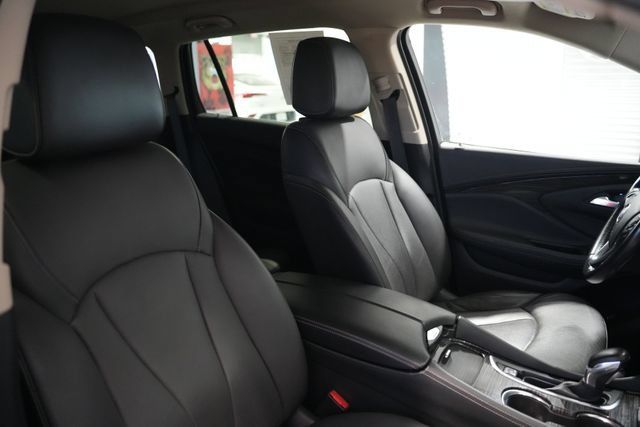 Used 2017 Buick Envision Essence AWD/4WD image 22