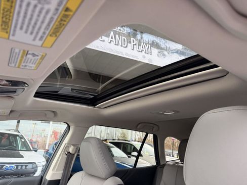 Used 2023 Subaru Outback Limited image 30