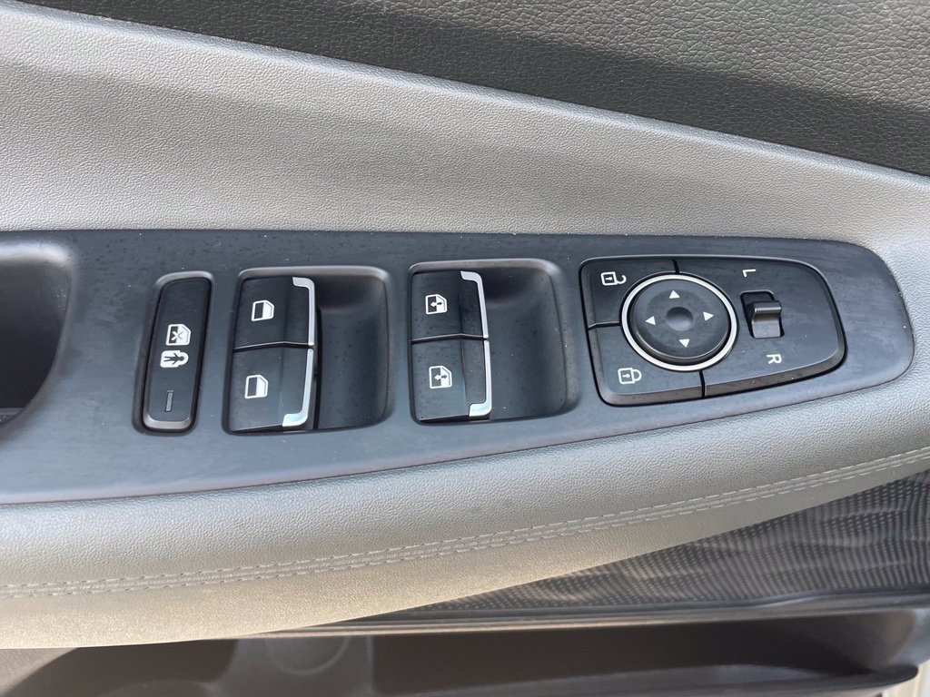 Certified 2023 Hyundai Santa Fe SEL FWD image 12