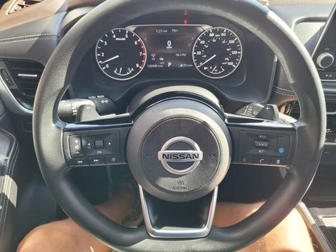 Used 2021 Nissan Rogue SV AWD/4WD image 22