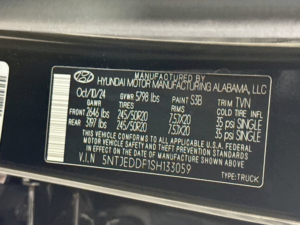 Certified 2025 Hyundai Santa Cruz Limited AWD/4WD image 37