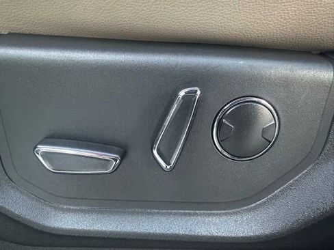 Used 2024 Ford Expedition Max Limited image 33