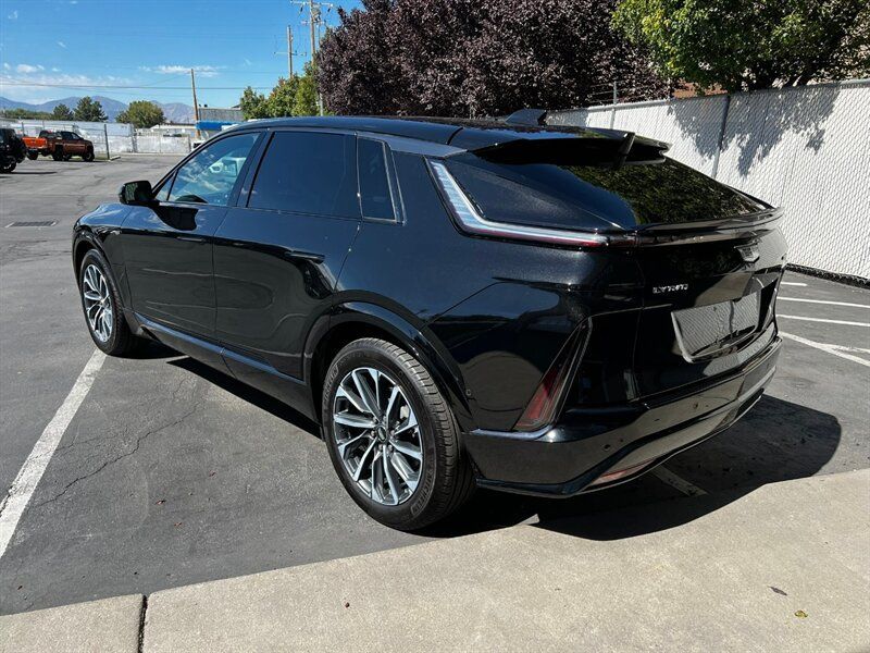 Used 2024 Cadillac Lyriq Sport AWD/4WD image 5