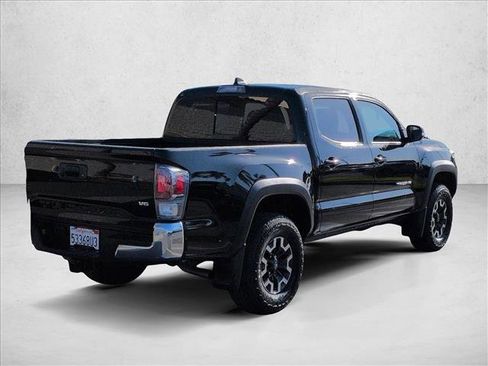 Used 2023 Toyota Tacoma TRD Off-Road AWD/4WD image 5