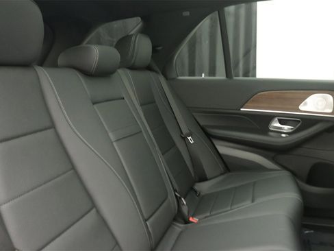 New 2025 Mercedes-Benz GLE 450 4MATIC image 10