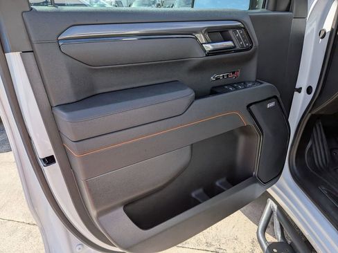 Certified 2026 GMC Sierra 1500 AT4 w/ AT4 Premium Package AWD/4WD image 8