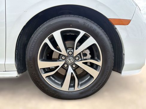 Used 2022 Honda Odyssey Touring image 11