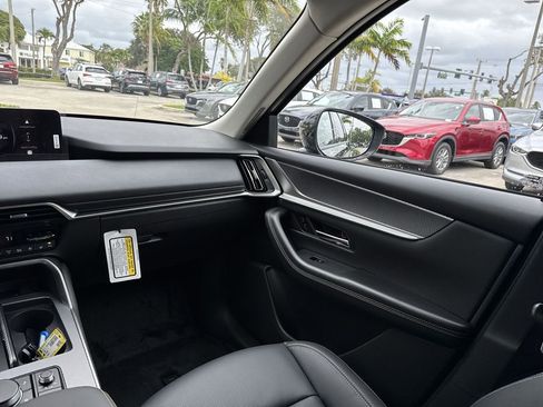 New 2026 MAZDA CX-90 Plug-In Hybrid w/ Preferred image 16