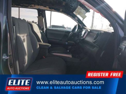 Used 2021 Toyota Tacoma SR5 w/ Blackout Package (TMS) image 10