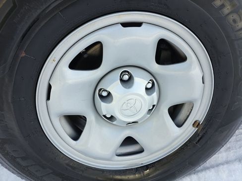 Certified 2023 Toyota Tacoma SR image 11