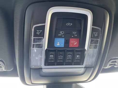 Used 2025 RAM 1500 Laramie w/ Laramie Southwest Edition AWD/4WD image 31