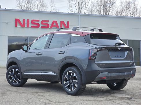 New 2026 Nissan Kicks SV image 8