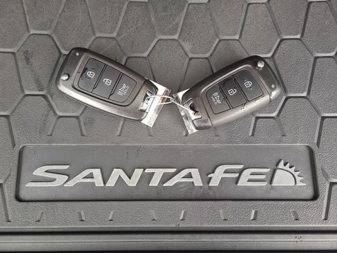 Used 2023 Hyundai Santa Fe SE AWD/4WD image 30