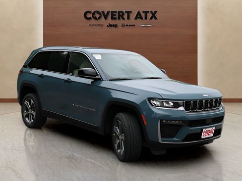 New 2026 Jeep Grand Cherokee Limited RWD image 7