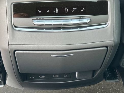 New 2026 Cadillac Escalade ESV Luxury w/ LPO, Floor Liner Package AWD/4WD image 17