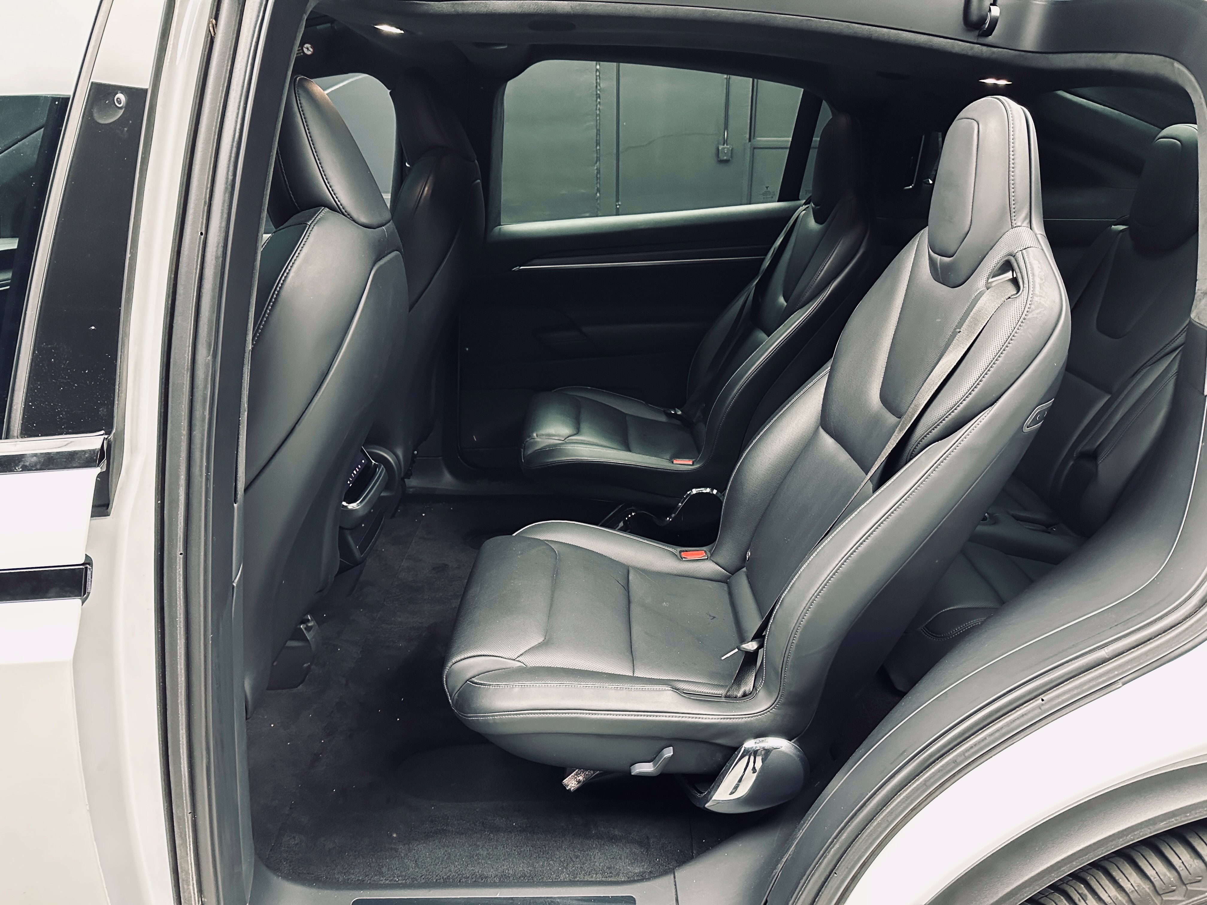 Used 2022 Tesla Model X Plaid AWD/4WD image 19