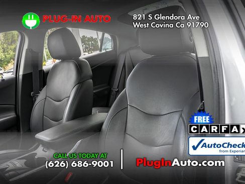 Used 2016 Chevrolet Volt Premier FWD image 7