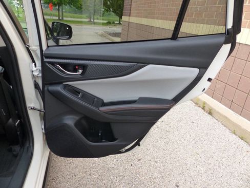 Used 2019 Subaru Crosstrek 2.0i Limited w/ Popular Package #4 image 41