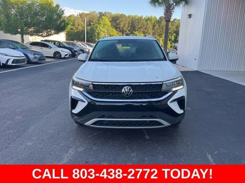 Used 2022 Volkswagen Taos SE FWD image 36