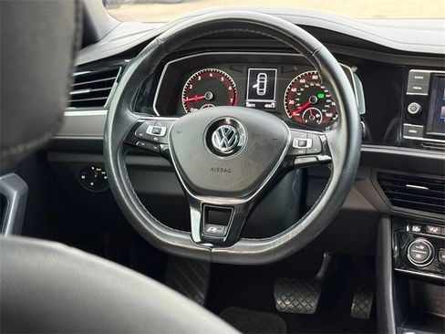 Used 2020 Volkswagen Jetta R-Line w/ R-Line Cold Weather Package image 27