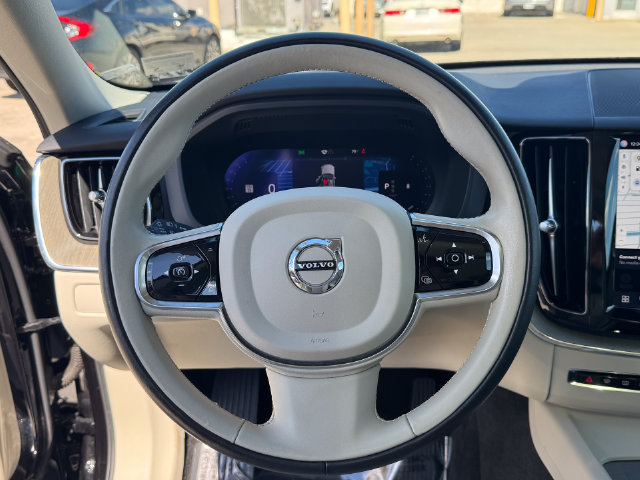 Used 2024 Volvo XC60 B5 Plus w/ Protection Package Premier AWD/4WD image 23