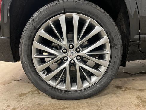 New 2026 Buick Enclave Avenir w/ Super Cruise Package image 9