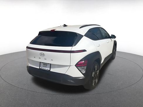 Used 2025 Hyundai Kona SEL image 12