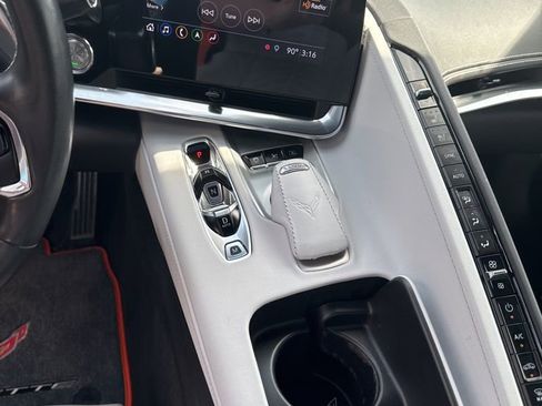 Used 2020 Chevrolet Corvette Stingray Preferred Conv w/ 2LT Preferred Equipment Group image 11