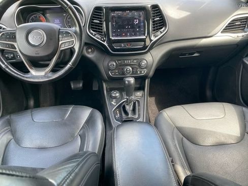 Used 2019 Jeep Cherokee Limited AWD/4WD image 10