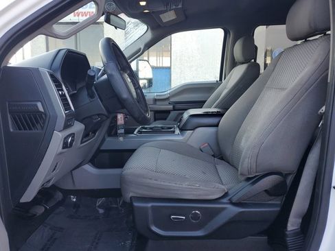 Certified 2019 Ford F250 XLT w/ XLT Premium Package image 15