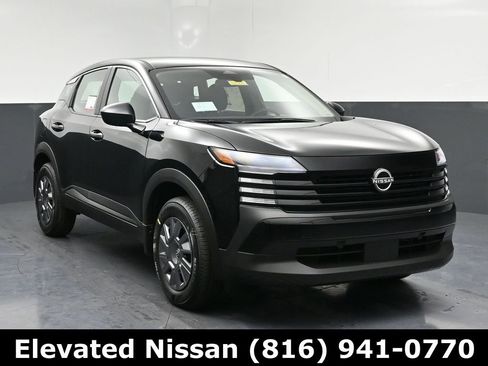 New 2026 Nissan Kicks S image 1