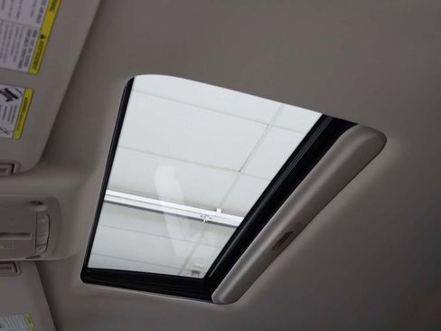 Used 2024 Nissan Armada SL w/ Cargo Package image 24