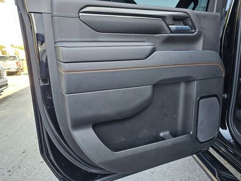 Used 2024 GMC Sierra 2500 AT4 w/ Technology Package image 22