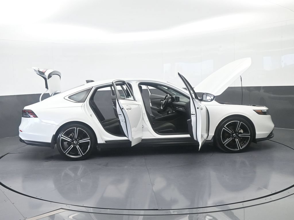 Used 2025 Honda Accord Sport image 72
