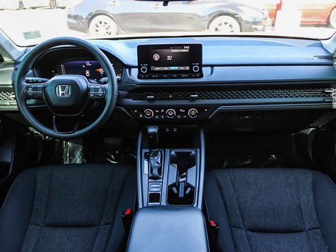 Certified 2025 Honda Accord SE image 12