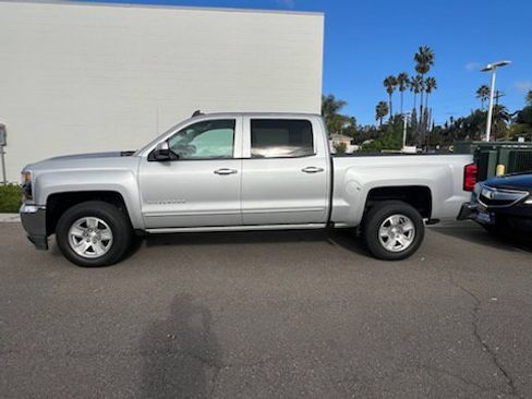 Used 2018 Chevrolet Silverado 1500 LT w/ All Star Edition image 5