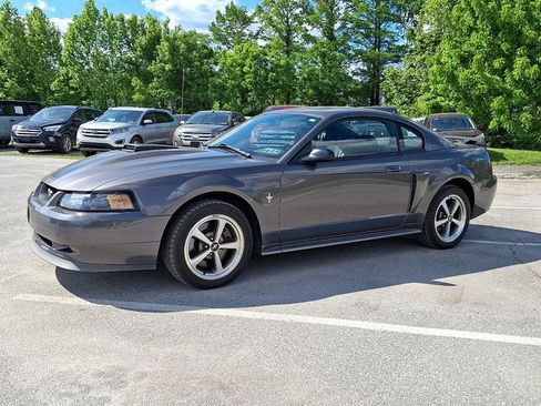 Used 2003 Ford Mustang Mach 1 RWD image 5