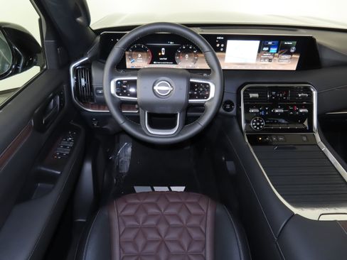 New 2026 Nissan Armada Platinum image 5