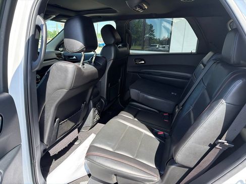 Used 2024 Dodge Durango GT RWD image 5